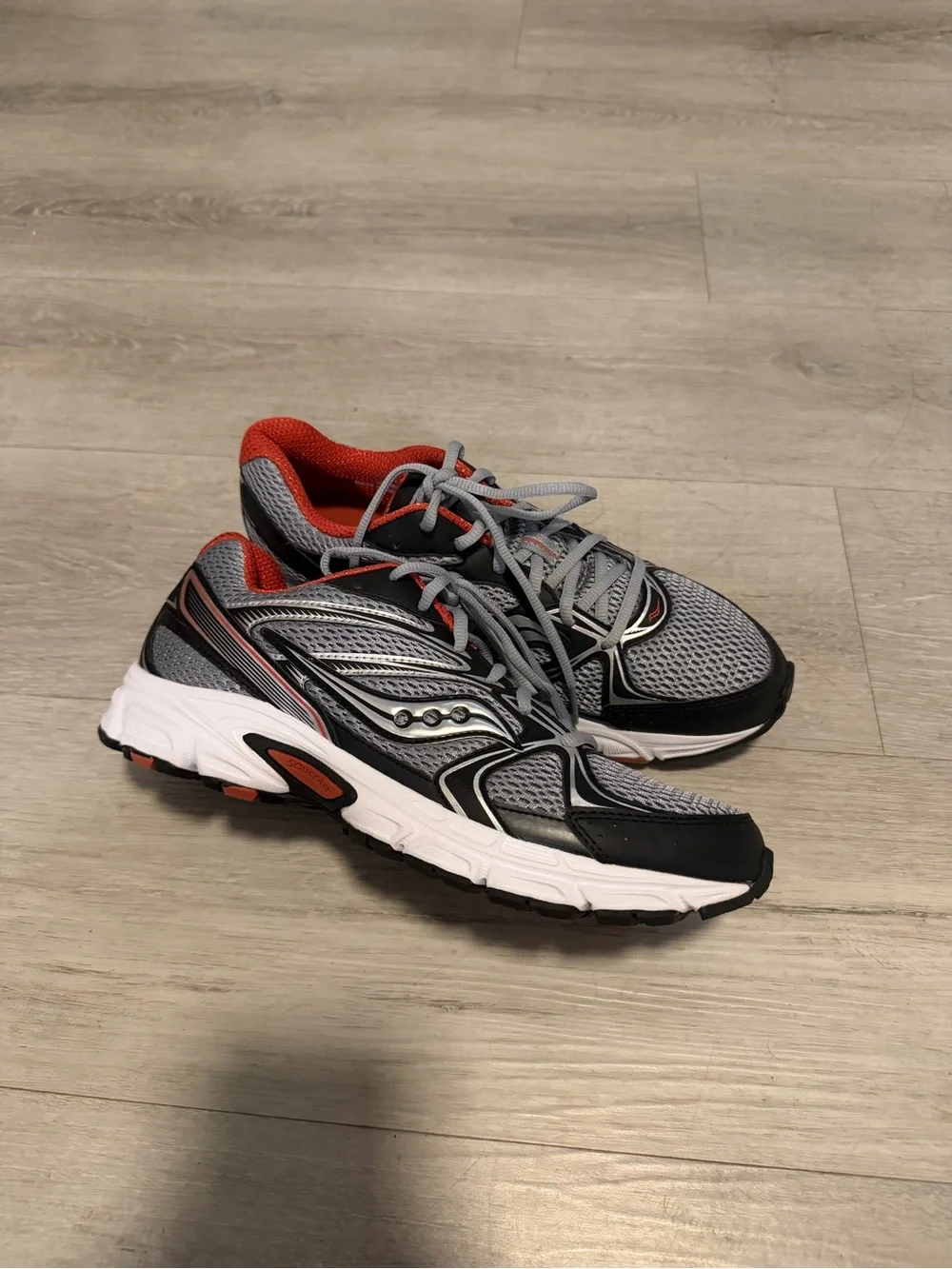 Saucony ride millenium